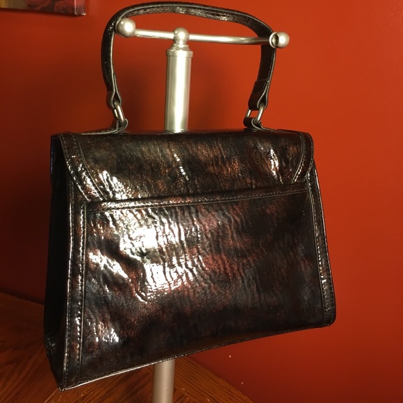 Simply Vera Vera Wang Top Handle Satchel Handbag - Picture 6 of 14